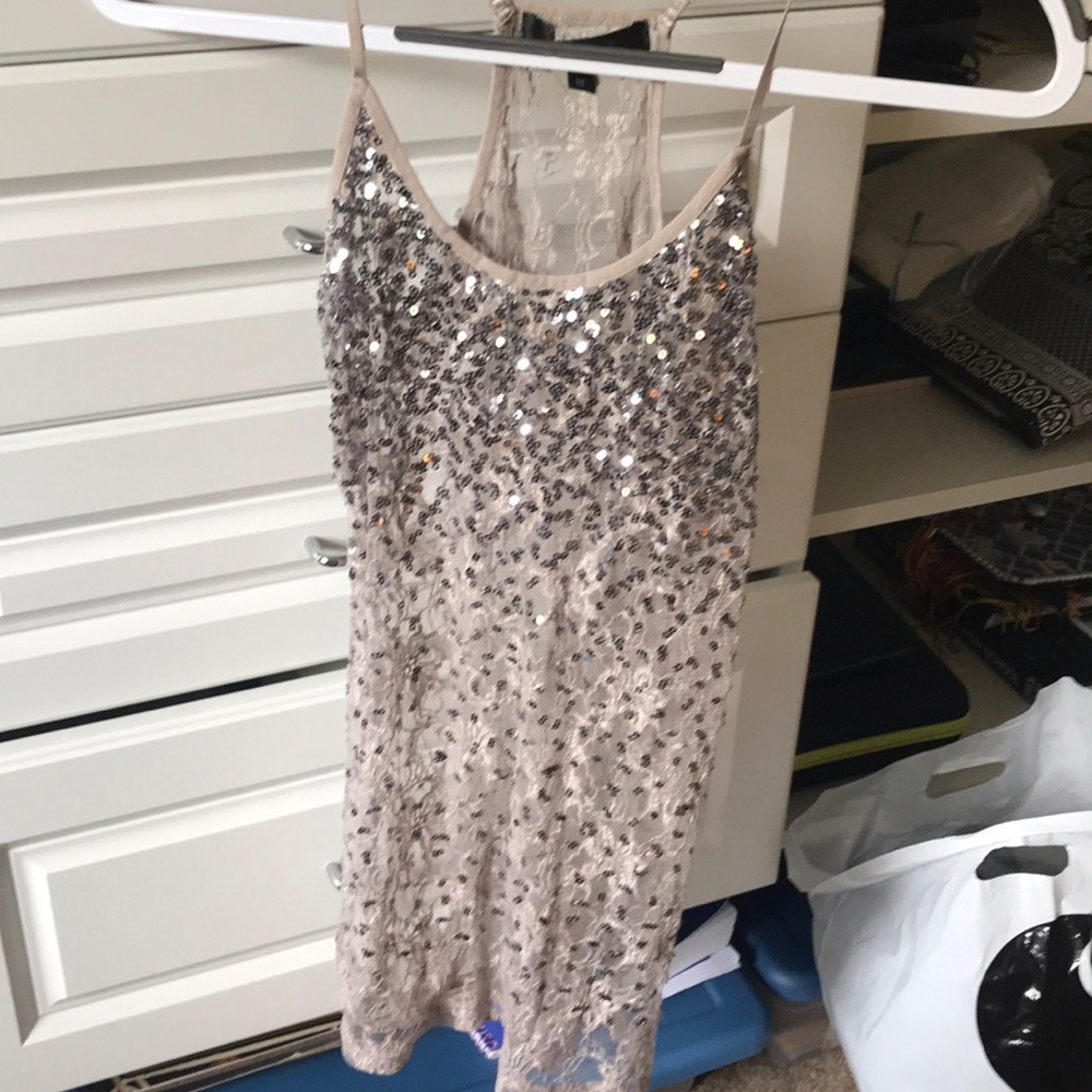 Sparkle tank